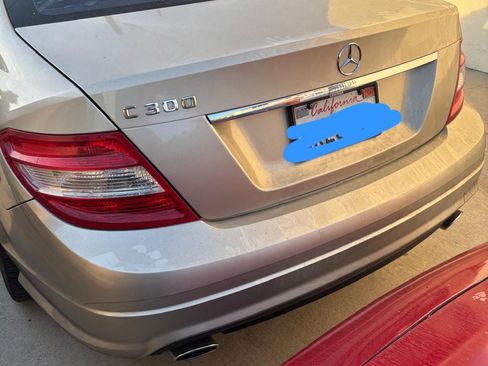 Used 2010 Mercedes-Benz C 300 Sedan image 1