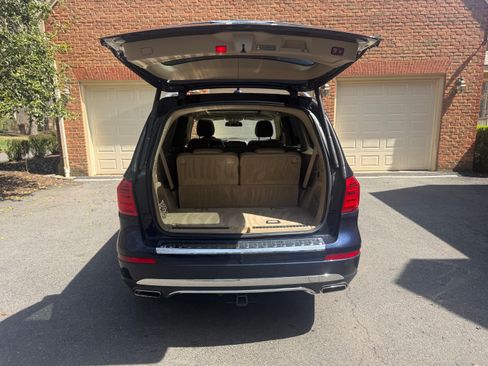 Used 2016 Mercedes-Benz GL 450 4MATIC image 14