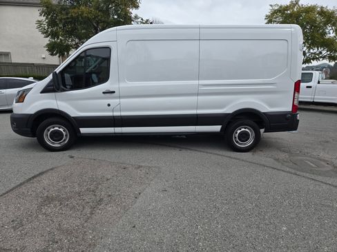 Used 2020 Ford Transit 250 Medium Roof image 4