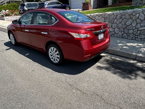 Used 2015 Nissan Sentra SV image 2