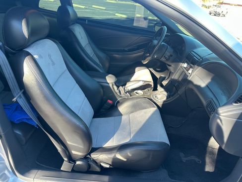Used 2004 Ford Mustang Cobra RWD image 8