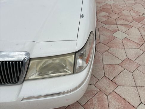 Used 2003 Mercury Grand Marquis GS image 4