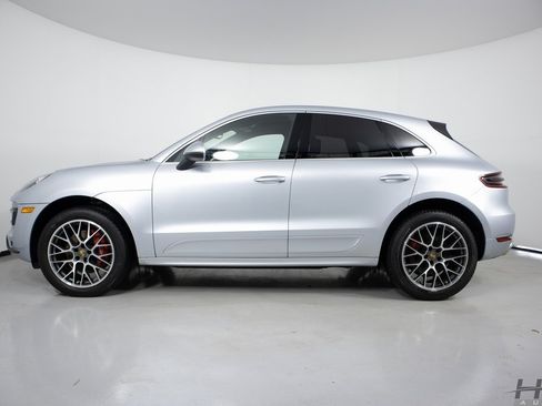 Used 2016 Porsche Macan Turbo image 5
