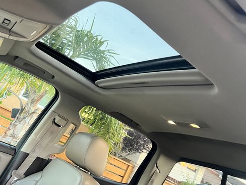 Used 2015 Chevrolet Silverado 1500 LTZ Z71 w/ LTZ Plus Package image 9