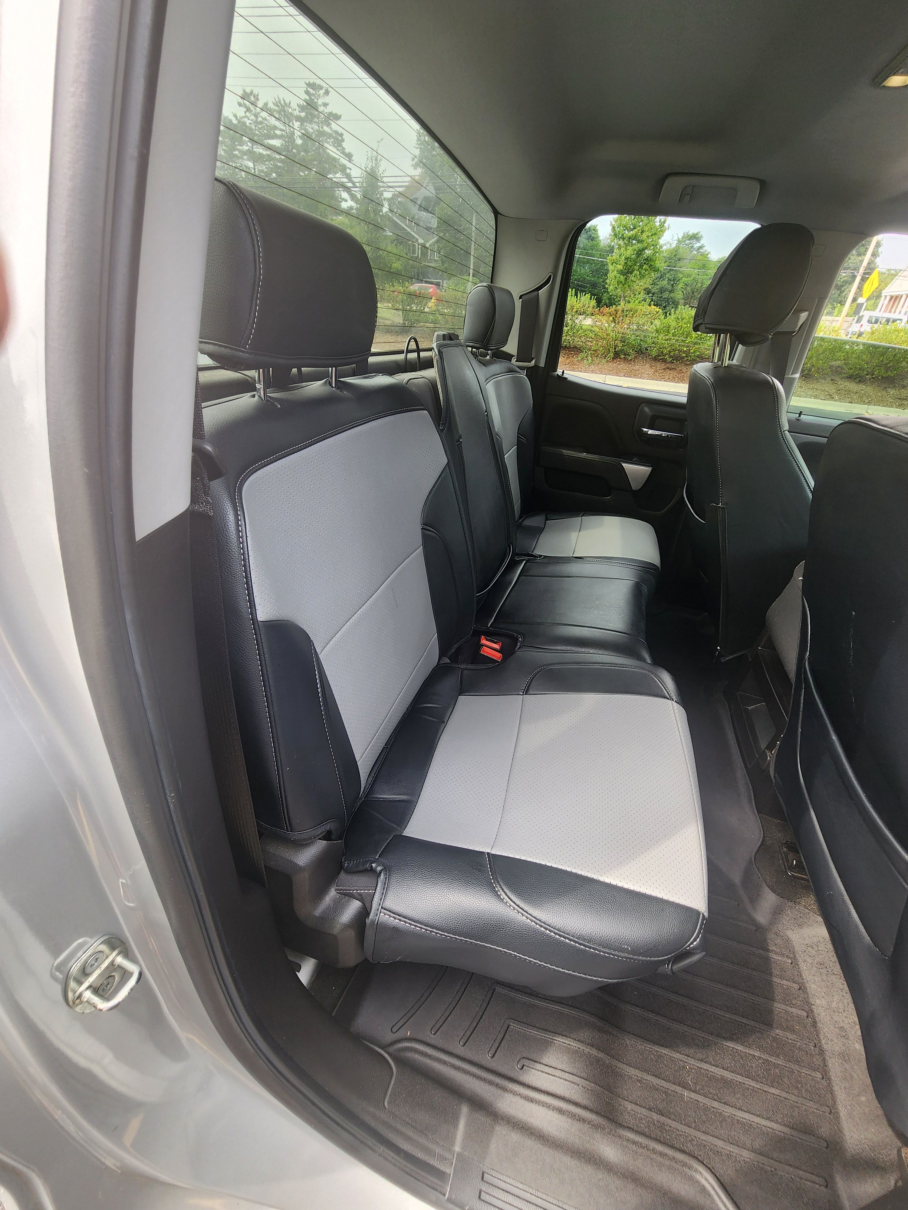 Used 2018 Chevrolet Silverado 1500 LT w/ All Star Edition AWD/4WD image 21