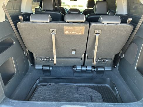 Used 2023 Honda Odyssey Elite image 9