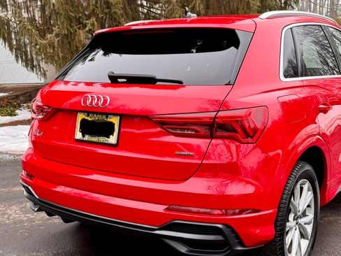 Used 2021 Audi Q3 2.0T Premium w/ Convenience Package image 9