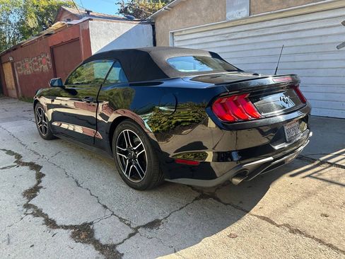 Used 2021 Ford Mustang Premium image 9