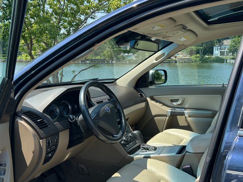 Used 2014 Volvo XC90 3.2 image 9