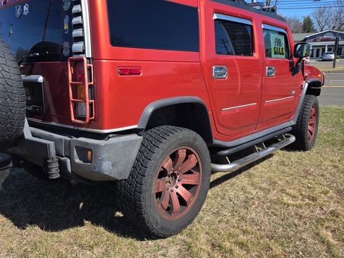 Used 2003 HUMMER H2 w/ Preferred Equipment Group image 6