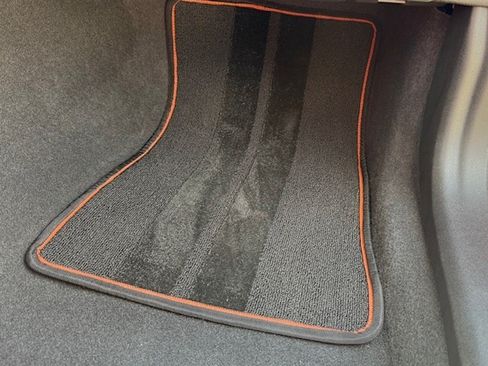 Used 2018 Chevrolet Camaro SS w/ Hot Wheels Edition image 20