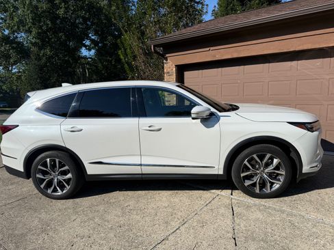 Used 2024 Acura MDX w/ Technology Package AWD/4WD image 8