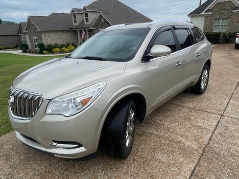 Used 2014 Buick Enclave Leather image 1