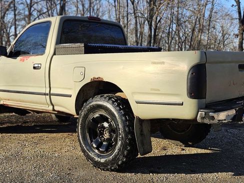 Used 1995 Toyota Tacoma 4x4 Regular Cab image 6