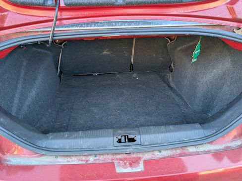 Used 2010 Ford Focus SE image 11