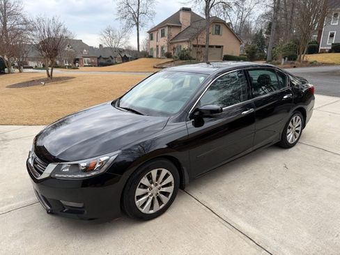 Used 2015 Honda Accord EX-L image 1