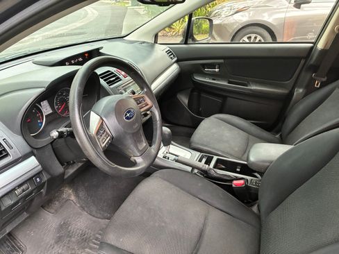 Used 2014 Subaru Crosstrek 2.0i Premium w/ Moonroof Package AWD/4WD image 9