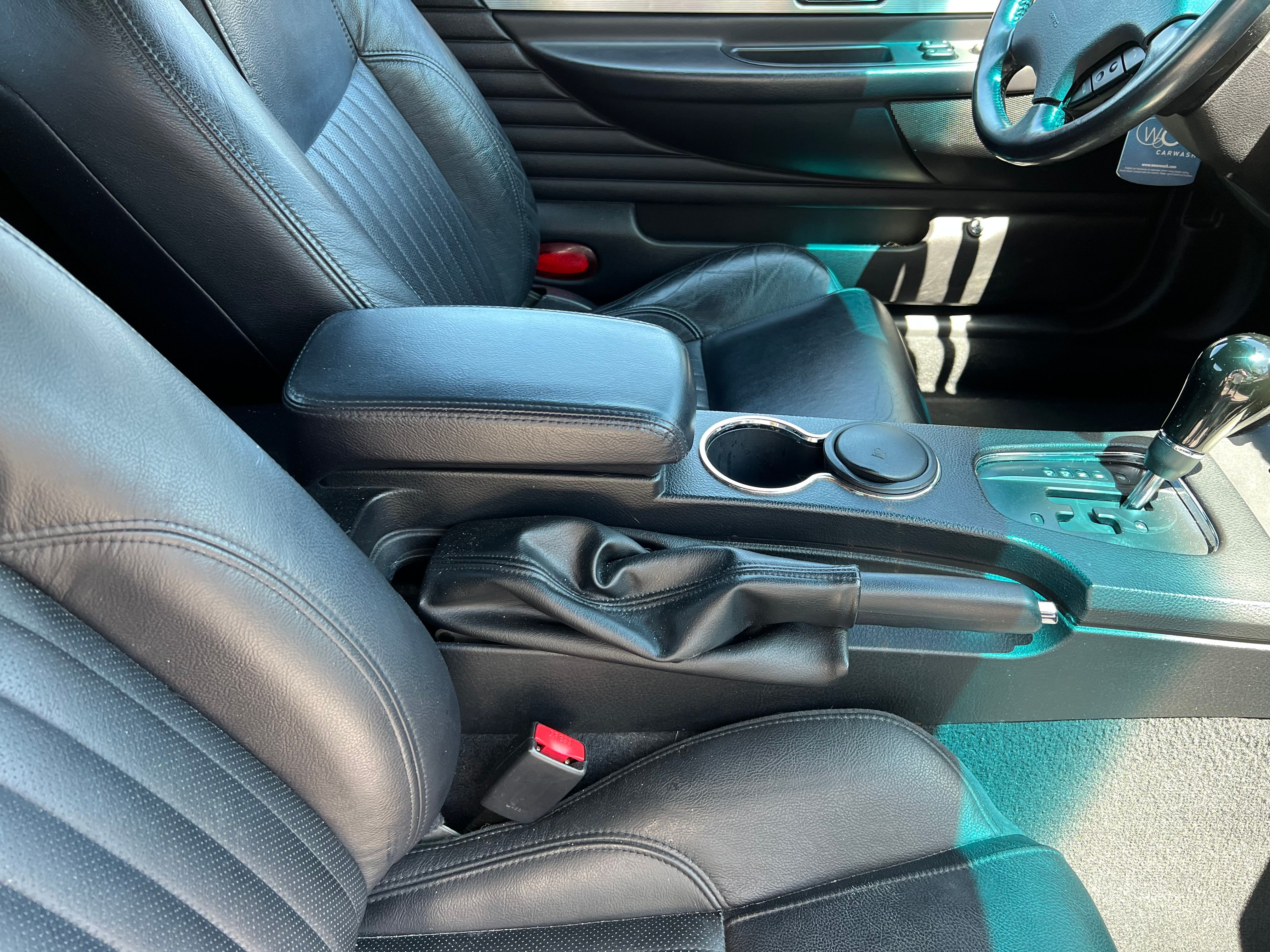 Used 2004 Ford Thunderbird RWD image 11
