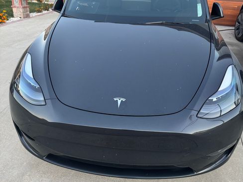 Used 2024 Tesla Model Y Long Range image 1