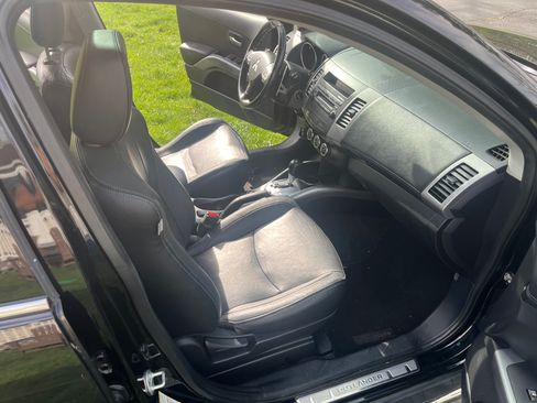 Used 2012 Mitsubishi Outlander GT image 22