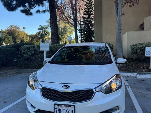 Used 2015 Kia Forte EX image 14