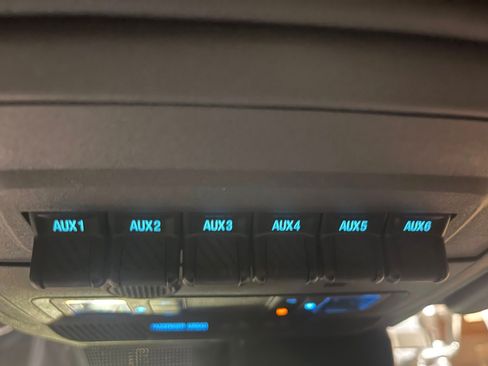 Used 2022 Ford Bronco Wildtrak image 22