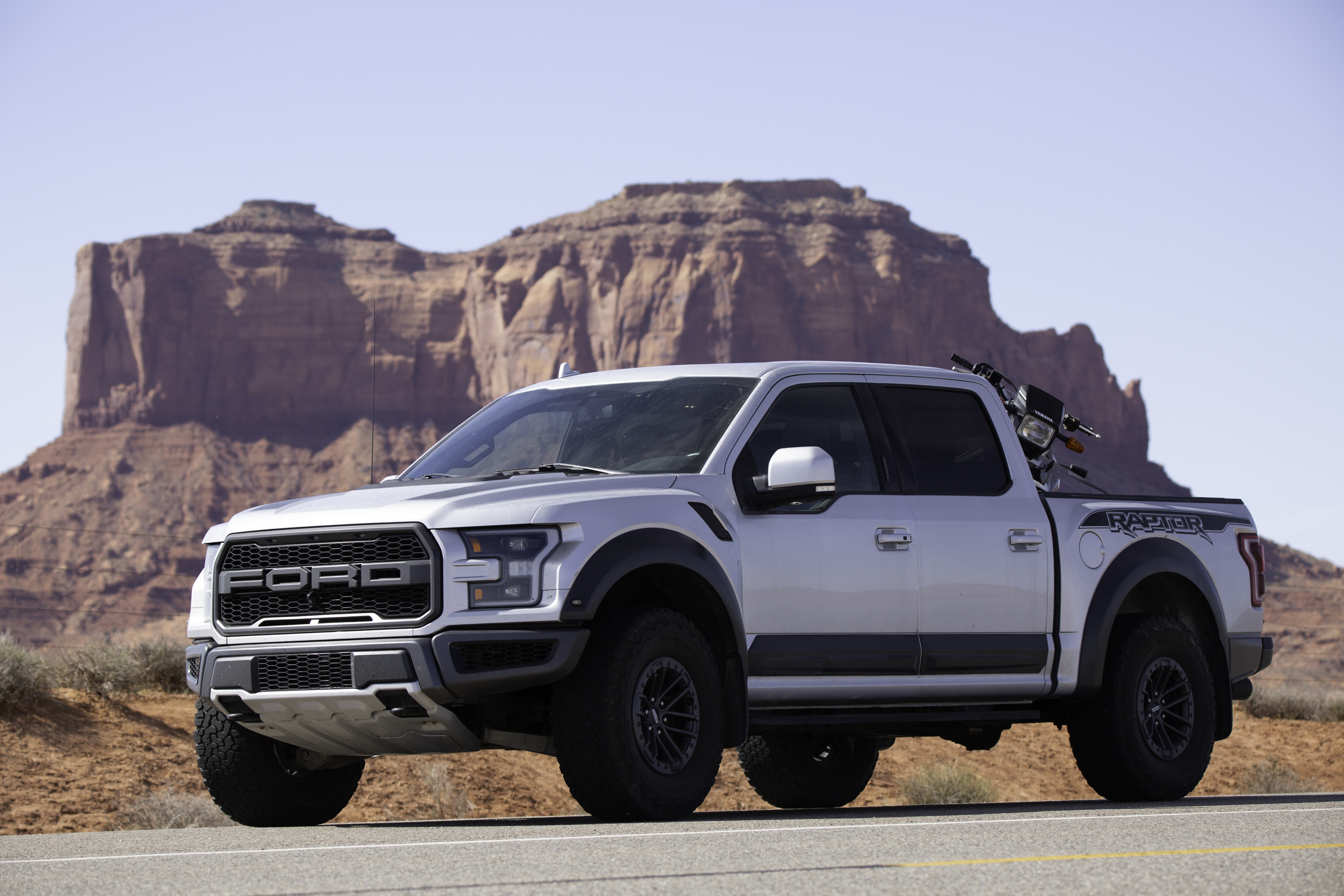 Used 2019 Ford F150 Raptor w/ Equipment Group 802A Luxury AWD/4WD image 1