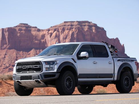 Used 2019 Ford F150 Raptor w/ Equipment Group 802A Luxury AWD/4WD image 1