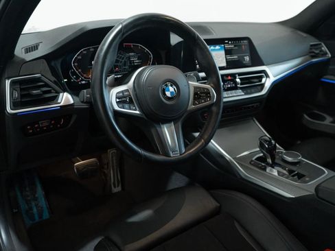 Used 2021 BMW 330i xDrive Sedan w/ M Sport Package image 9
