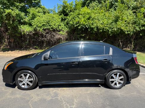 Used 2011 Nissan Sentra 2.0 SR w/ Special Edition Pkg image 1