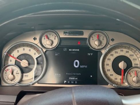 Used 2015 RAM 1500 Laramie Longhorn w/ Convenience Group AWD/4WD image 14