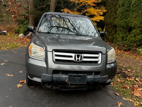 Used 2007 Honda Pilot LX image 2