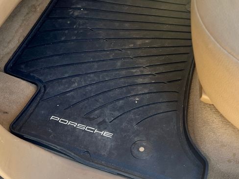 Used 2012 Porsche Cayenne S image 15