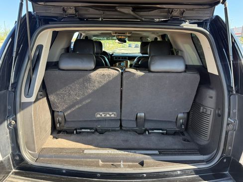 Used 2011 GMC Yukon Denali image 4