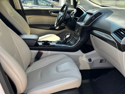 Used 2015 Ford Edge Titanium w/ Equipment Group 302A AWD/4WD image 15
