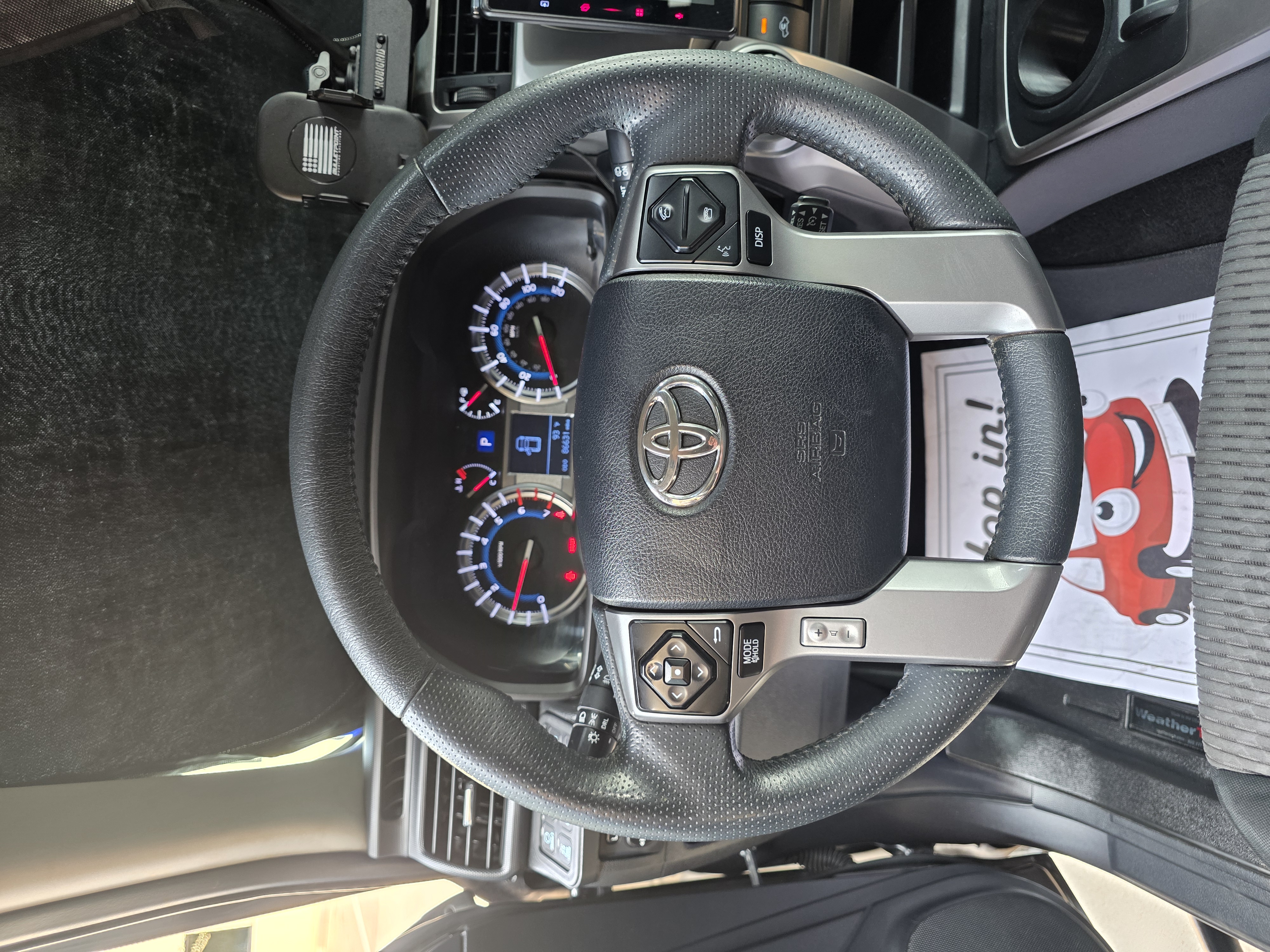 Used 2019 Toyota 4Runner SR5 AWD/4WD image 18
