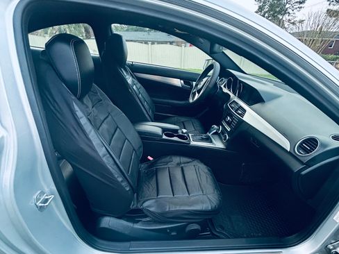 Used 2012 Mercedes-Benz C 250 C 250 Coupe 2D image 14