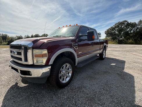 Used 2008 Ford F250 Lariat image 1