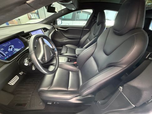 Used 2020 Tesla Model S Performance image 8