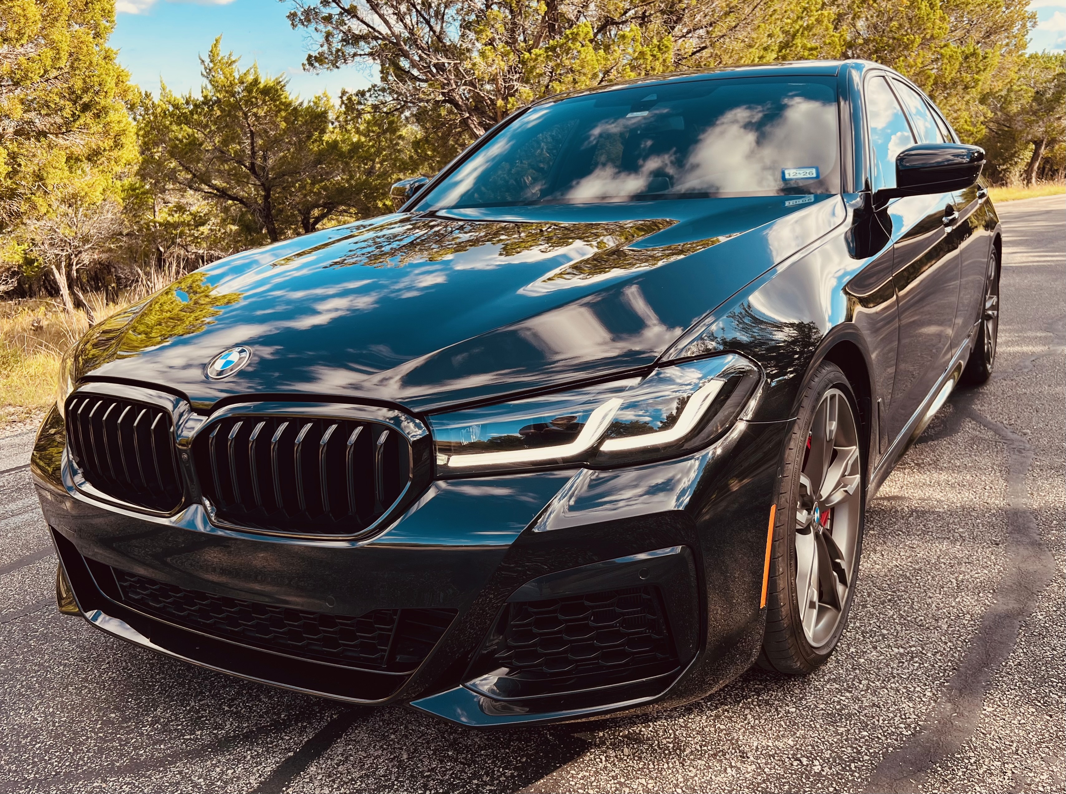 Used 2022 BMW M550i xDrive w/ Executive Package AWD/4WD image 4