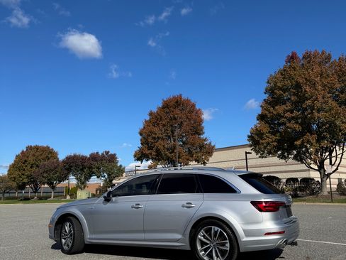 Used 2018 Audi A4 2.0T allroad Prestige w/ Prestige Package image 4