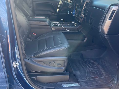 Used 2015 GMC Sierra 2500 Denali w/ Duramax Plus Package image 13