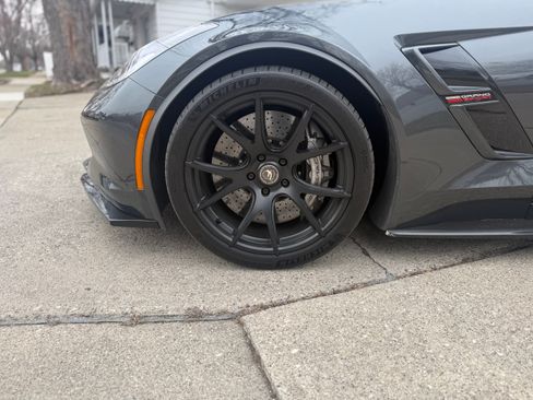 Used 2017 Chevrolet Corvette Grand Sport w/ Z07 Performance Package image 12