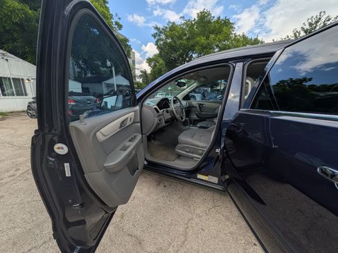 Used 2017 Chevrolet Traverse LT FWD image 10
