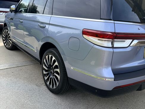 Used 2024 Lincoln Navigator Black Label image 6