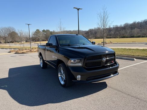 Used 2014 RAM 1500 Sport w/ Convenience Group image 17