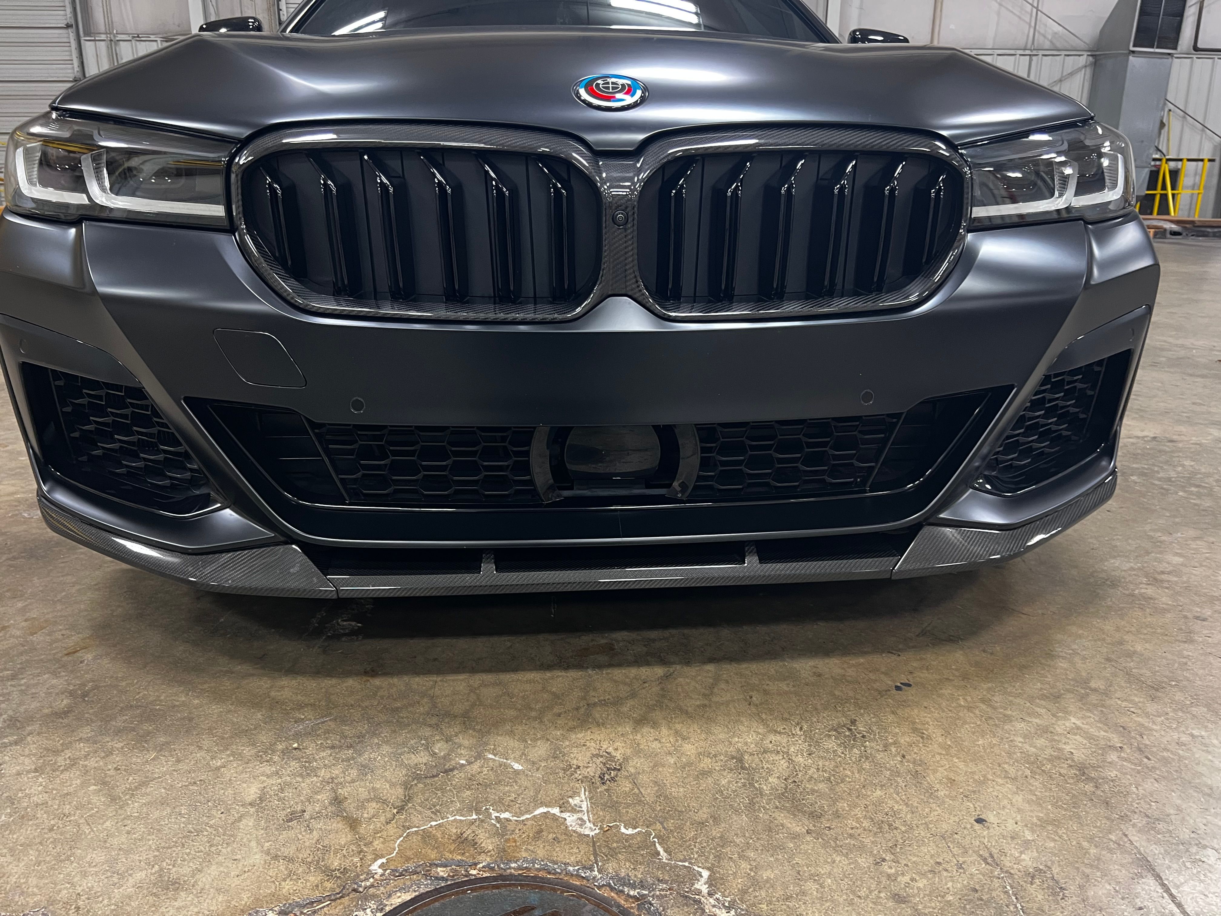 Used 2023 BMW M550i xDrive w/ Dynamic Handling Package AWD/4WD image 25