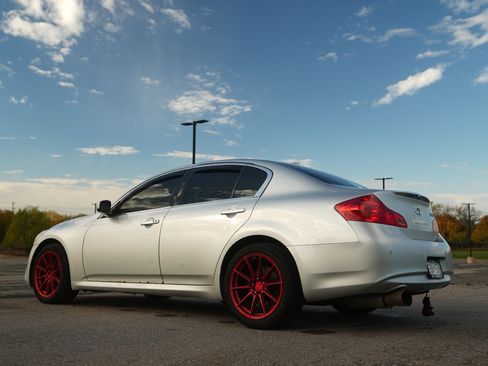 Used 2013 INFINITI G37 x Sedan w/ Premium Pkg image 6