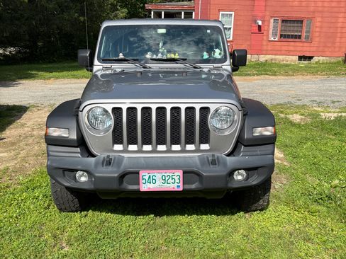 Used 2019 Jeep Wrangler Unlimited Sport S AWD/4WD image 1