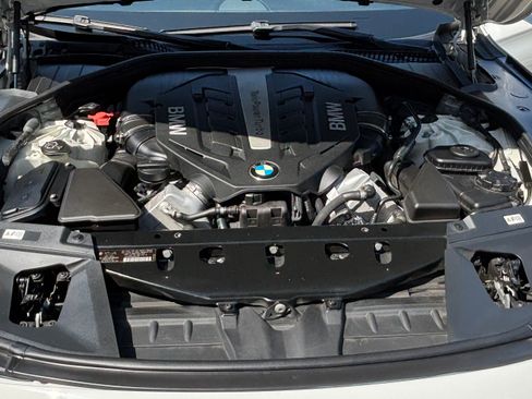 Used 2012 BMW 750Li RWD image 14